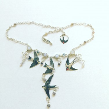 ash leaf necklace